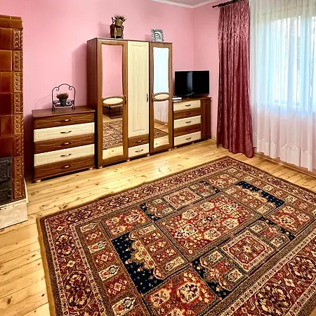 хвиля гір Lodge Skole