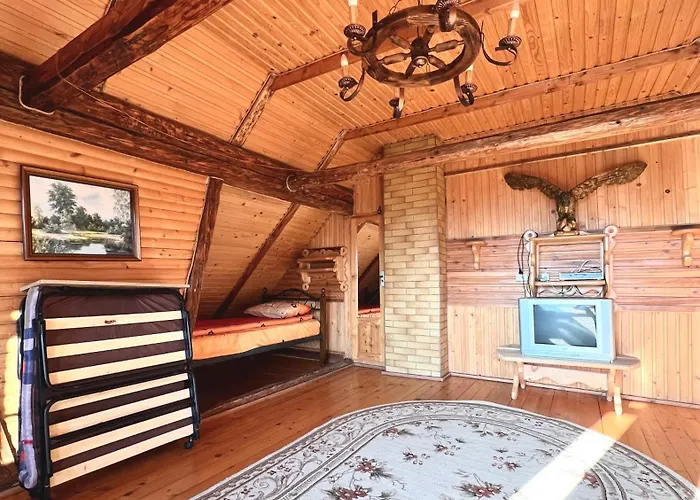 хвиля гір Lodge Skole